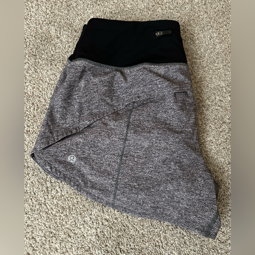 Lulu lemon speed up short 4”
